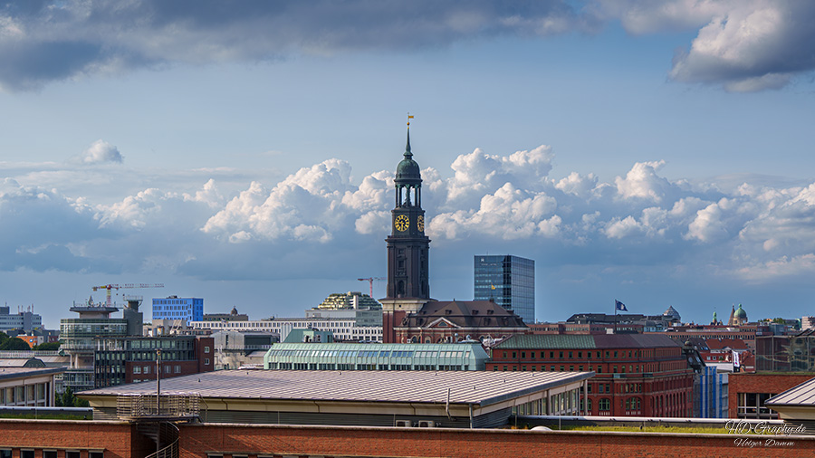 Bild von Philharmoni auf Jacobikirche Hansestadt Hamburg © HD-Graphy.de