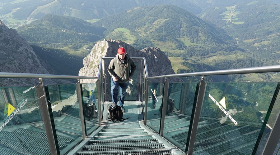 Bild Auf dem Dachstein Treppe ins Nichts  © HD-Graphy.de