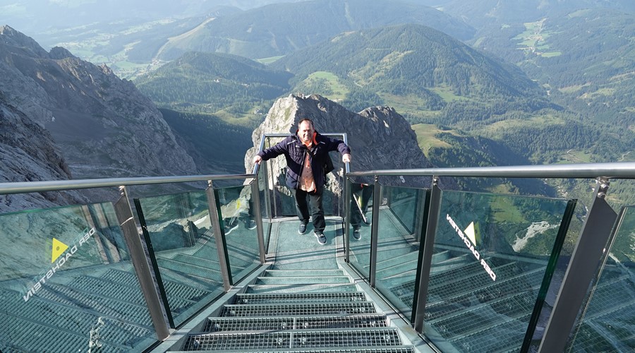 Bild Auf dem Dachstein Treppe ins Nichts  © HD-Graphy.de